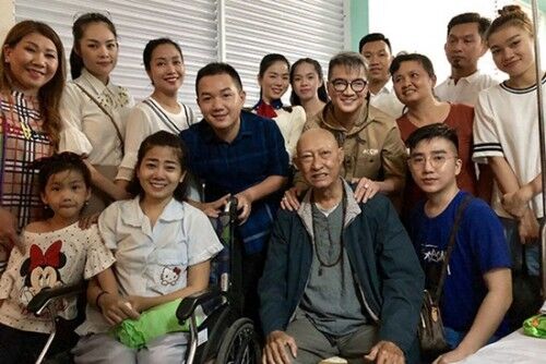 Diễn viên Mai Phương được về nhà sau lần xạ trị đầu tiên