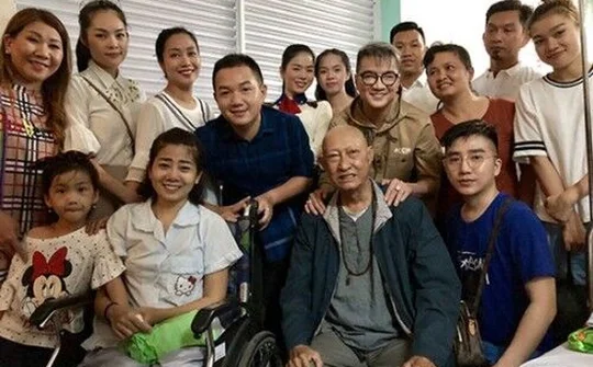 Diễn viên Mai Phương được về nhà sau lần xạ trị đầu tiên