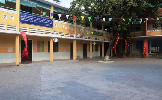 Sở GD&ĐT Huế họp khẩn, xử lí nghiêm các trường nghỉ dạy sau khai giảng