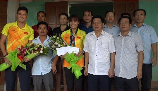 Huyện Ngọc Lặc gặp mặt 2 VĐV tham dự ASIAD 2018