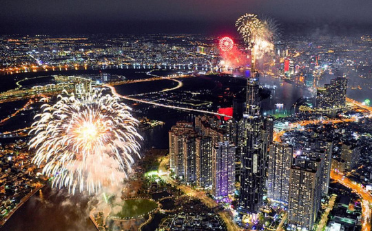 TP.HCM: Đề xuất 2 điểm bắn pháo hoa mừng Tết Dương lịch 2023