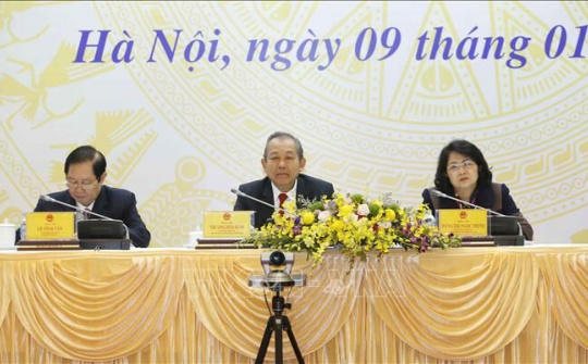 Phó Thủ tướng Trương Hòa Bình đồng chủ trì hội nghị về công tác thi đua khen thưởng