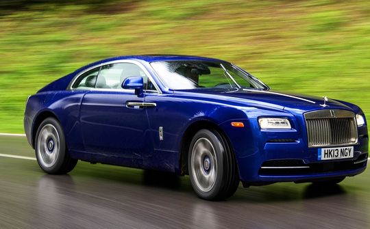 Thế giới quá giàu và phát cuồng vì Rolls-Royce?