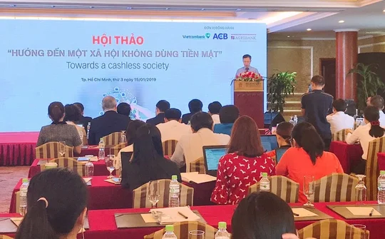 Tăng cường giải pháp đẩy mạnh không dùng tiền mặt