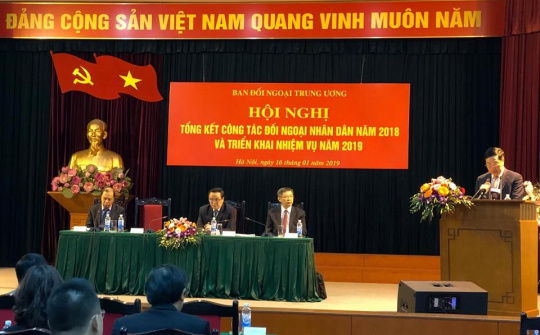 Phó Thủ tướng Phạm Bình Minh dự Hội nghị về công tác ngoại giao nhân dân