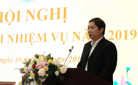TP.HCM đề xuất triển khai trạm BTS 5G trên biển báo giao thông, đèn đường