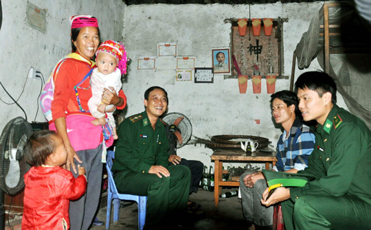 Phát huy vai trò của đội ngũ cán bộ cơ sở dân tộc thiểu số trong quân đội, đáp ứng yêu cầu trong tình hình mới