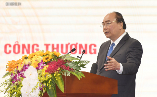 Thủ tướng Nguyễn Xuân Phúc: Không thể chấp nhận mức nhập siêu dưới 3 tỷ USD