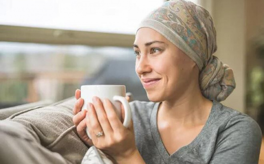 Có những dấu hiệu này, bạn đi khám ung thư ngay lập tức