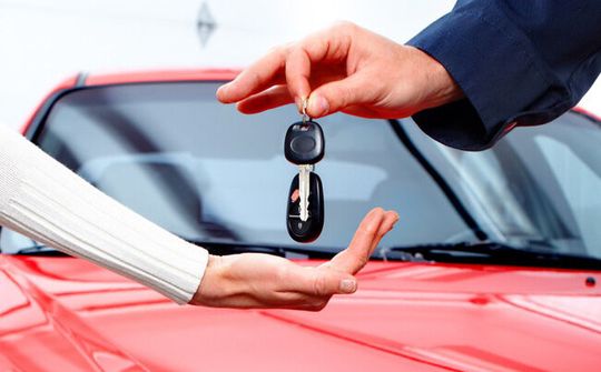 Đại gia Hải Dương mua 45 ô tô thưởng Tết cho nhân viên