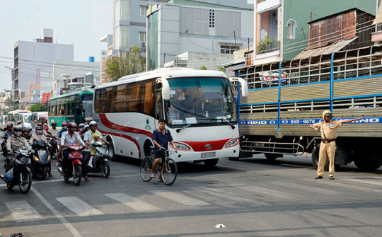 Kiểm tra ngay các đơn vị kinh doanh vận tải về chấp hành an toàn giao thông