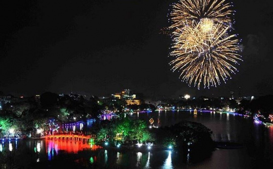 Hà Nội tổ chức bắn pháo hoa tại 30 điểm đêm Giao thừa