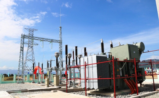 Ninh Thuận: Khánh thành Nhà máy điện mặt trời đầu tiên hơn 1.000 tỷ