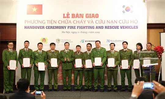 Việt Nam đầu tư 81 xe chữa cháy hiện đại bậc nhất với giá 502 tỷ đồng