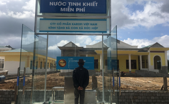 Người dân tại xã có nước 'vàng như nghệ' được sử dụng nước tinh khiết đón Tết