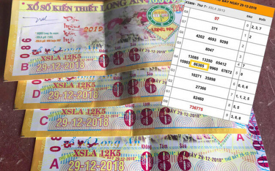 Mua vé số chỉ có... 3 số, khách hàng phải làm sao?
