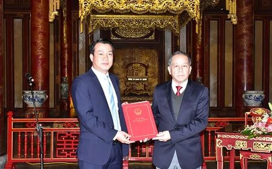 Huế: Trao quyết định đầu tư dự án hơn 3.300 tỷ đồng