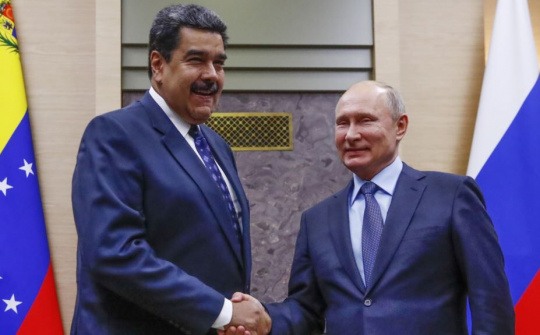 Những cú bắt tay trong dầu mỏ và quân sự giữa Nga với Venezuela
