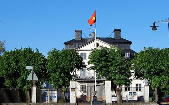 Chế độ đối với thành viên cơ quan Việt Nam ở nước ngoài