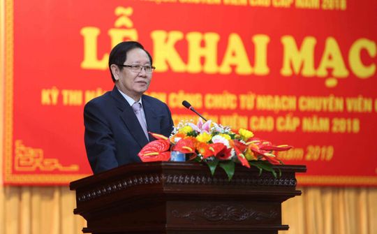 Gần 600 công chức thi nâng ngạch lên chuyên viên cao cấp
