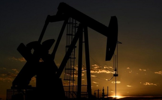 Seeking solutions to oil price problem