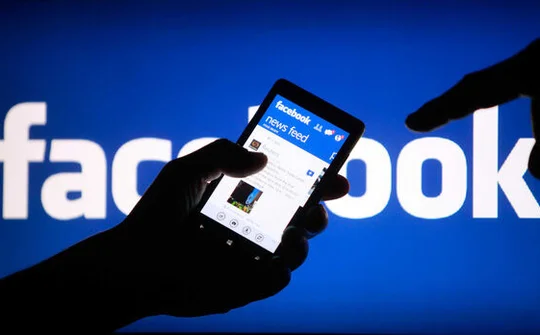 Facebook cần phải định danh tài khoản người sử dụng tại Việt Nam