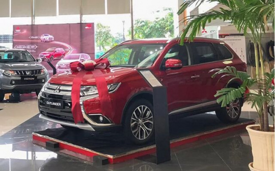 Thị trường ô tô Việt Nam giảm mạnh trên diện rộng