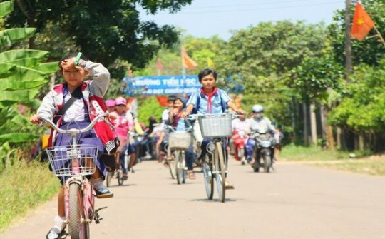 Nông thôn mới, làng quê mới, con người mới