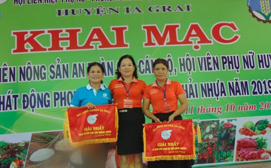 Chợ phiên của … Phụ nữ Ia Grai