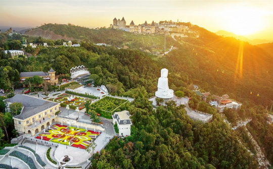 Đà Nẵng: Sun World Ba Na Hills được vinh danh “Công viên chủ đề hàng đầu Việt Nam”.