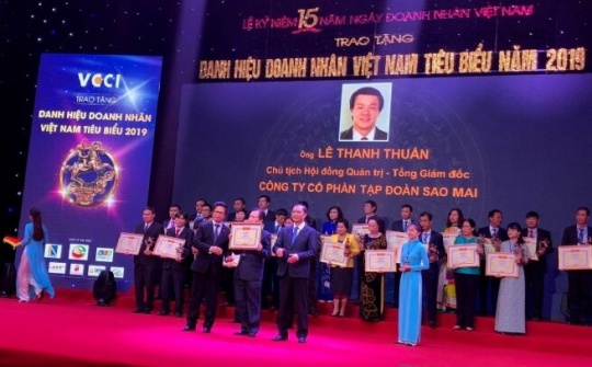 Lãnh đạo Tập đoàn Sao Mai được vinh danh tại sự kiện “Doanh nhân Việt Nam tiêu biểu 2019”