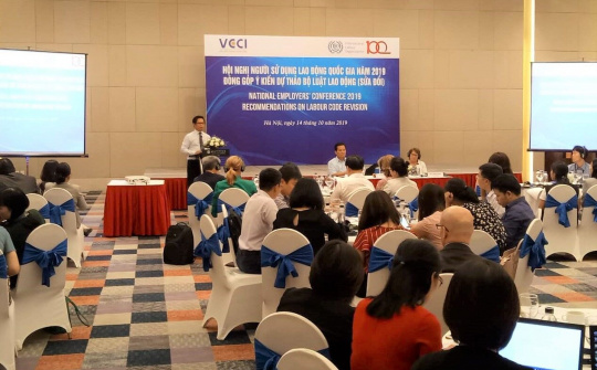 Dự thảo Bộ Luật Lao động (sửa đổi): Tăng thêm ngày nghỉ là 'xa xỉ' thời điểm này