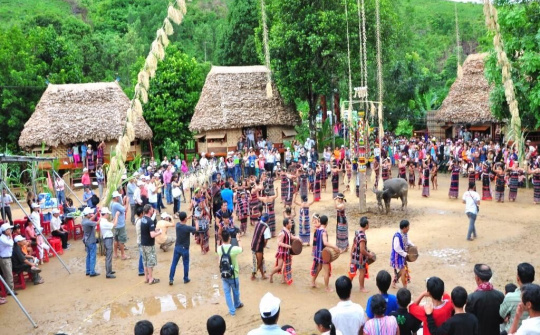 Tiềm năng và cơ hội phát triển du lịch ở Đông Giang