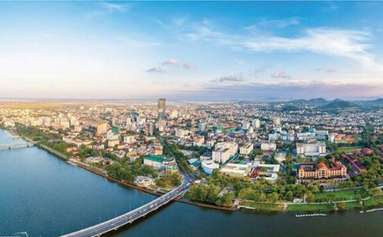 Thành phố Huế cần hoàn thiện đô thị cũ trước khi được mở rộng