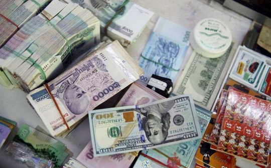 Từ tháng 10 dừng cho vay ngoại tệ trung và dài hạn để nhập khẩu hàng hóa