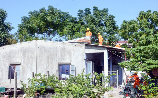 PC Đà Nẵng hỗ trợ 28 triệu đồng cho 2 ngôi nhà có hoàn cảnh khó khăn