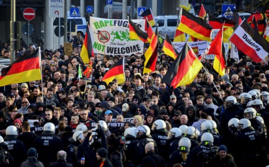 Vì sao dân di cư sẵn sàng chấp nhận nguy hiểm để tới châu Âu