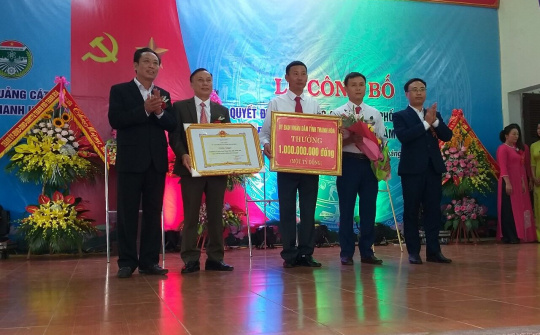 Xã Quảng Cát Thành phố Thanh Hóa đón Bằng công nhận xã đạt chuẩn nông thôn mới