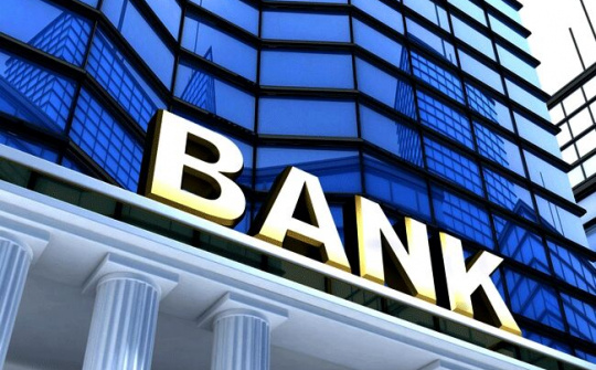 Các ngân hàng đẩy lãi xuất huy động kỳ hạn dài lên cao