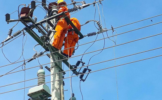 Kết quả ấn tượng trong việc tiếp nhận, cải tạo, đầu tư xây dựng lưới điện hạ áp nông thôn