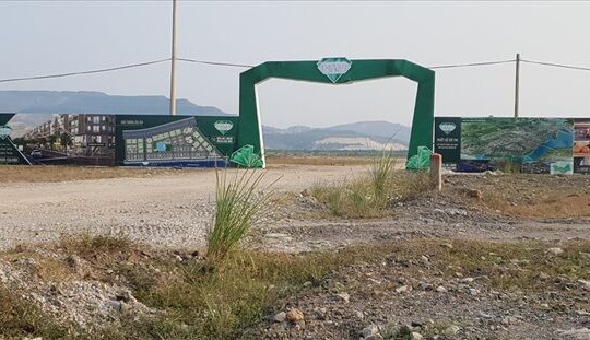 Mở rộng Hạ Long làm cò đất thổi giá khiến chính quyền phải phát loa cảnh báo