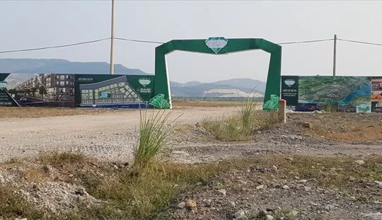 Mở rộng Hạ Long làm cò đất thổi giá khiến chính quyền phải phát loa cảnh báo