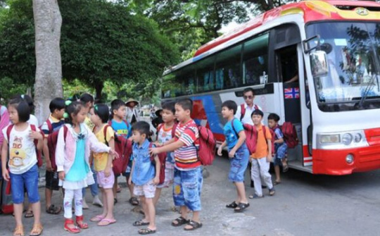 Đề xuất bổ sung quy định về xe đưa đón học sinh