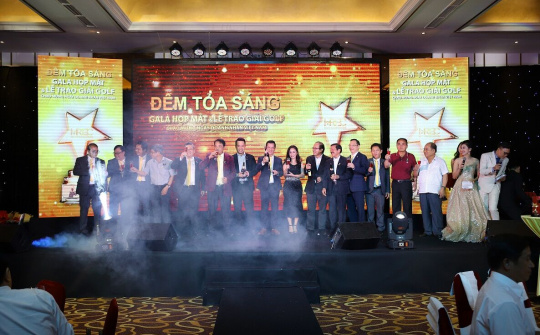 "Đêm tỏa sáng" cùng HREC với "Giải Golf từ thiện" - Chào mừng Ngày Doanh Nhân Việt Nam