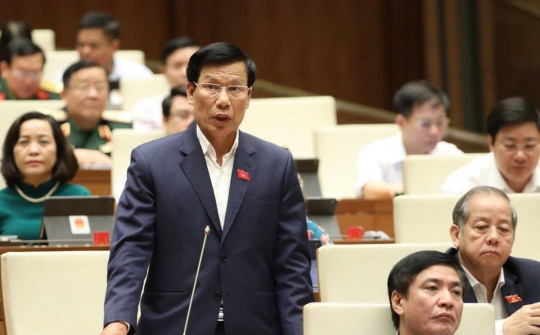 Đưa văn hóa từng bước trở thành nền tảng vững chắc của xã hội