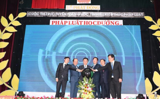 Phát động cuộc thi trực tuyến toàn quốc 'Pháp luật học đường'
