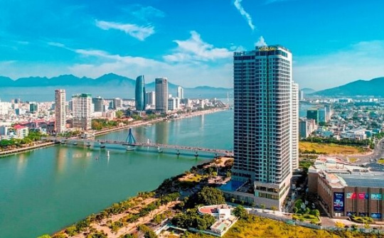 Đà Nẵng: Tiềm năng lớn để hình thành “thành phố mua sắm đêm” “bãi biển không ngủ”.