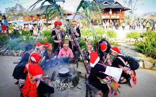 Nâng tầm du lịch Việt từ “đặc sản” văn hóa