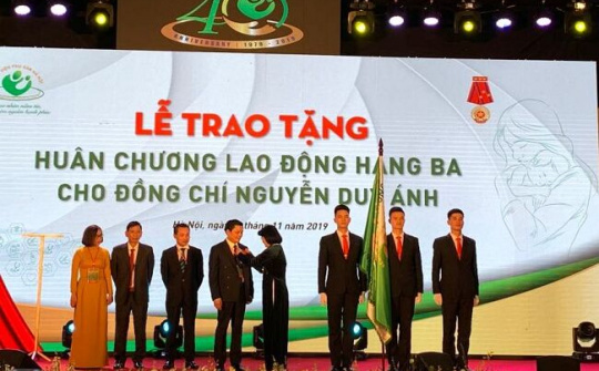 Bệnh viện Phụ sản Hà Nội đón nhận phần thưởng cao quý