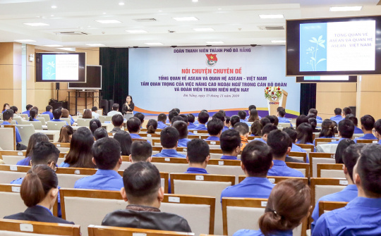 Tuổi trẻ thành phố Đà Nẵng nói chuyện chuyên  đề về ngoại ngữ